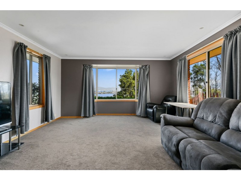13 Grevillea Avenue, Old Beach TAS 7017