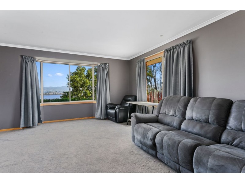 13 Grevillea Avenue, Old Beach TAS 7017