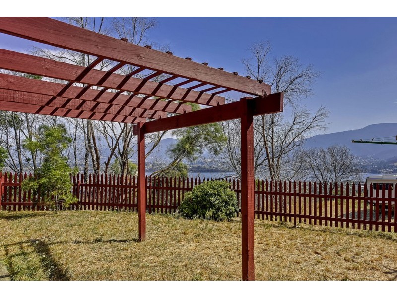 13 Grevillea Avenue, Old Beach TAS 7017