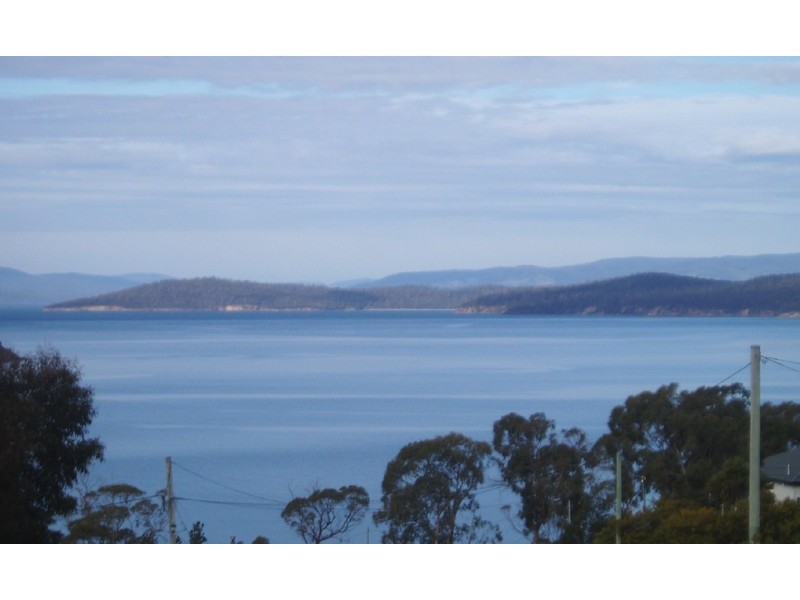 13 Harrier Street, Primrose Sands TAS 7173