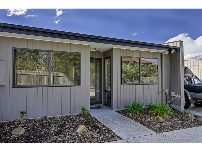 Unit 2/5 Northsun Place, Midway Point TAS 7171