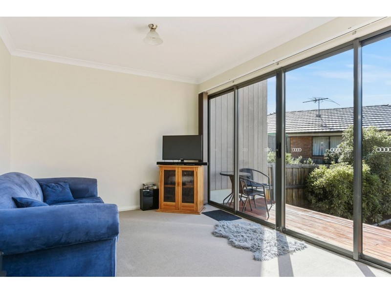 Unit 2/5 Northsun Place, Midway Point TAS 7171