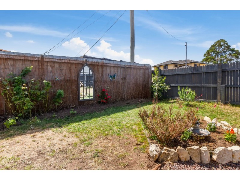 Unit 3/11 Karachi Street, Midway Point TAS 7171