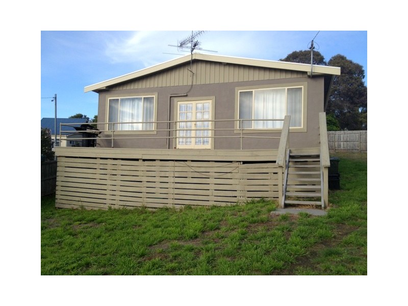 13 Blackwood Court, White Beach TAS 7184