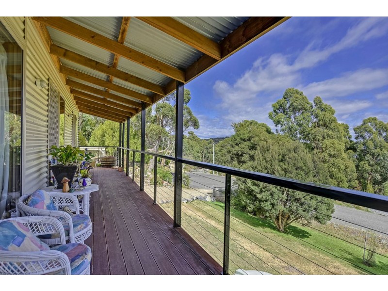 56 Lagoon Road, White Beach TAS 7184