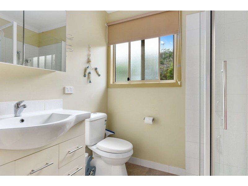 56 Lagoon Road, White Beach TAS 7184