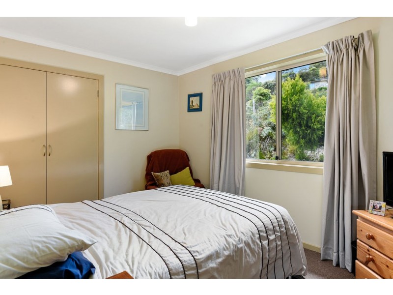 56 Lagoon Road, White Beach TAS 7184