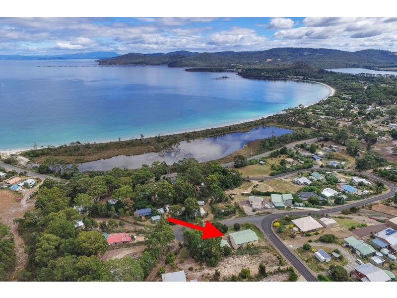 56 Lagoon Road, White Beach TAS 7184