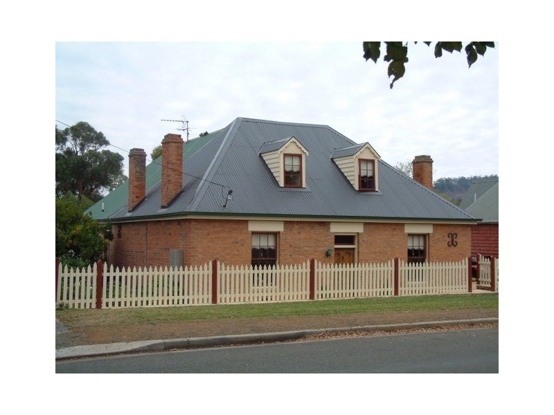 2 Henry Street, Richmond TAS 7025