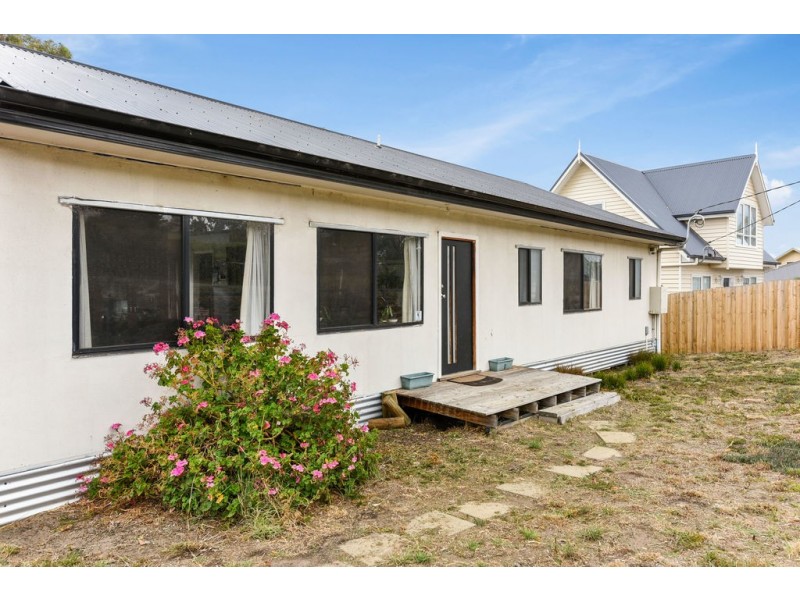 6 Luke Avenue, Carlton TAS 7173