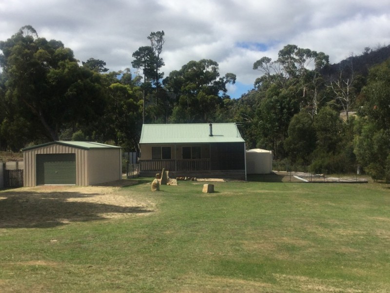 131 White Beach Road, White Beach TAS 7184