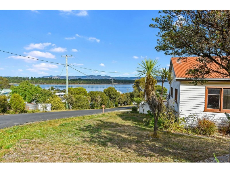 10 Mary Street, Lewisham TAS 7173