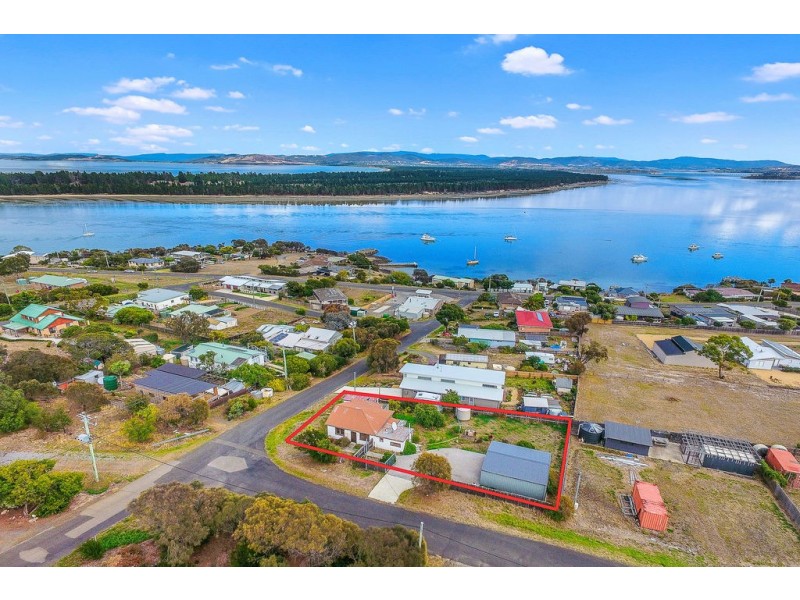 10 Mary Street, Lewisham TAS 7173