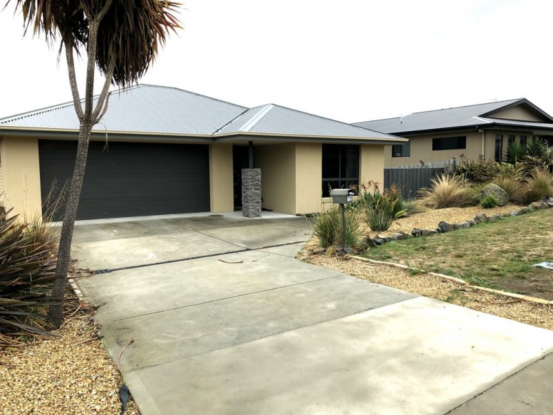 73 Reynolds Road, Midway Point TAS 7171