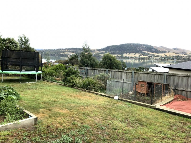 73 Reynolds Road, Midway Point TAS 7171