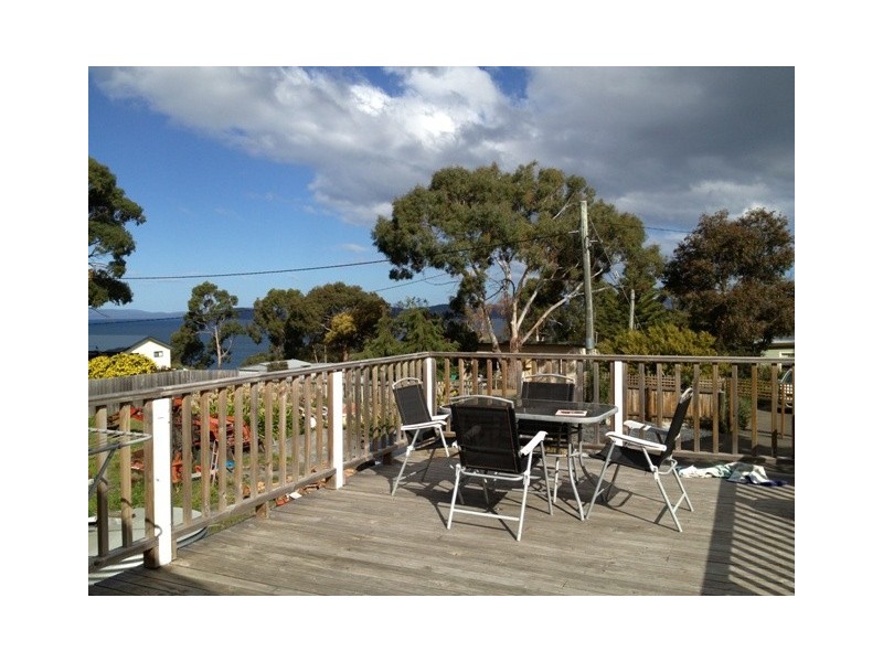 25 Broom Street, Primrose Sands TAS 7173