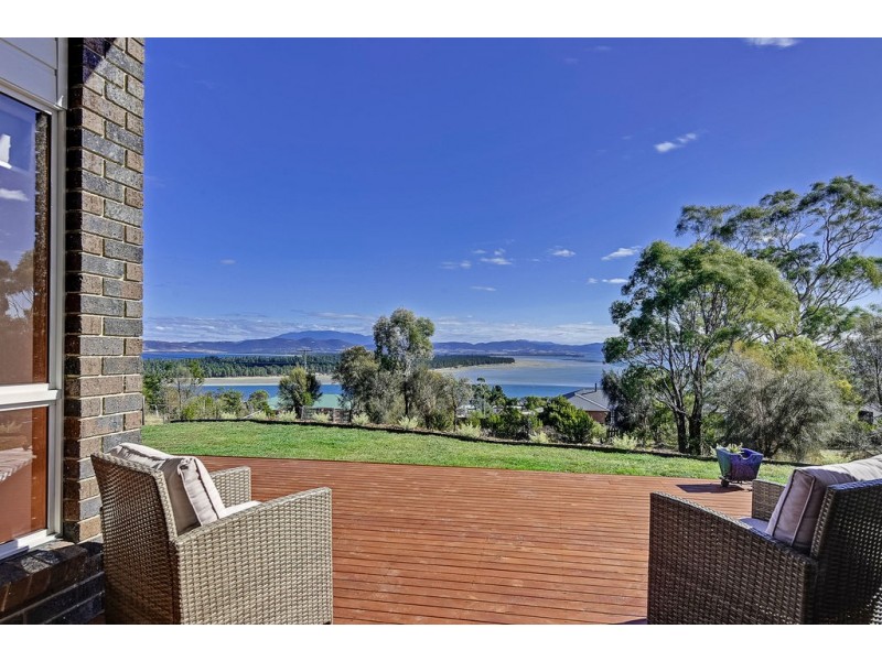 12 Boathouse Rise, Lewisham TAS 7173