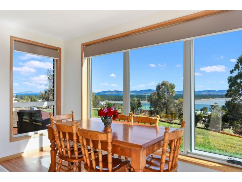 12 Boathouse Rise, Lewisham TAS 7173