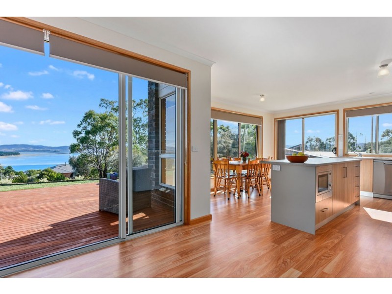 12 Boathouse Rise, Lewisham TAS 7173