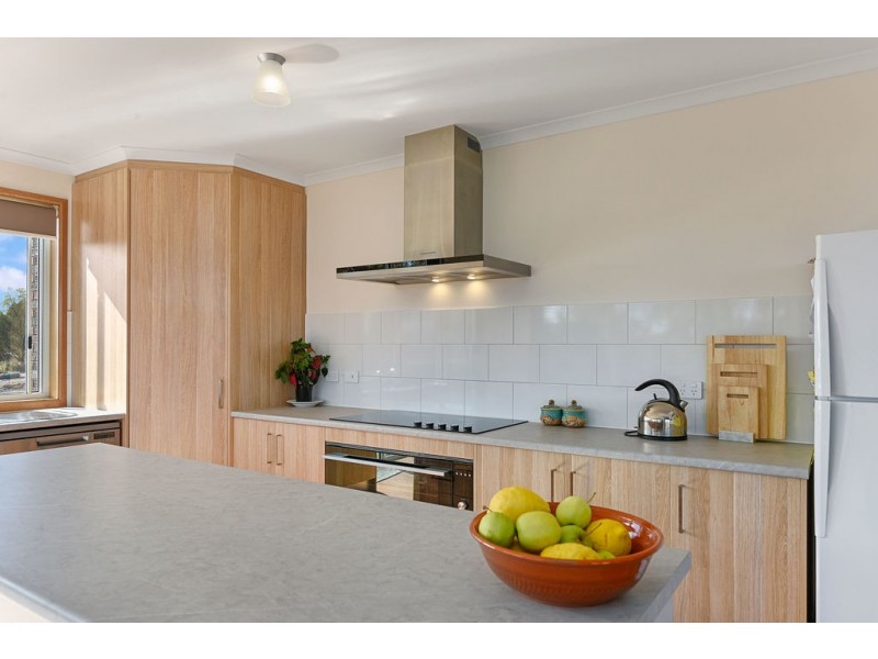 12 Boathouse Rise, Lewisham TAS 7173