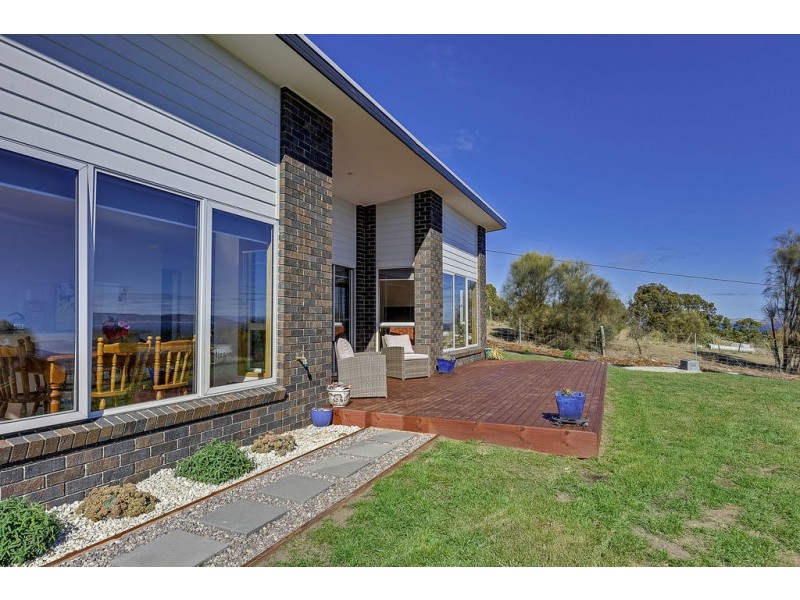 12 Boathouse Rise, Lewisham TAS 7173