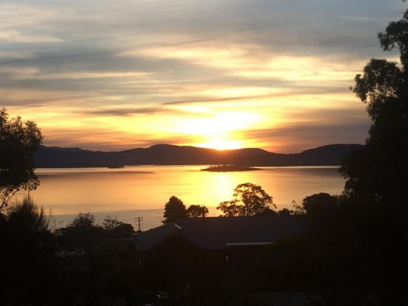 12 Boathouse Rise, Lewisham TAS 7173