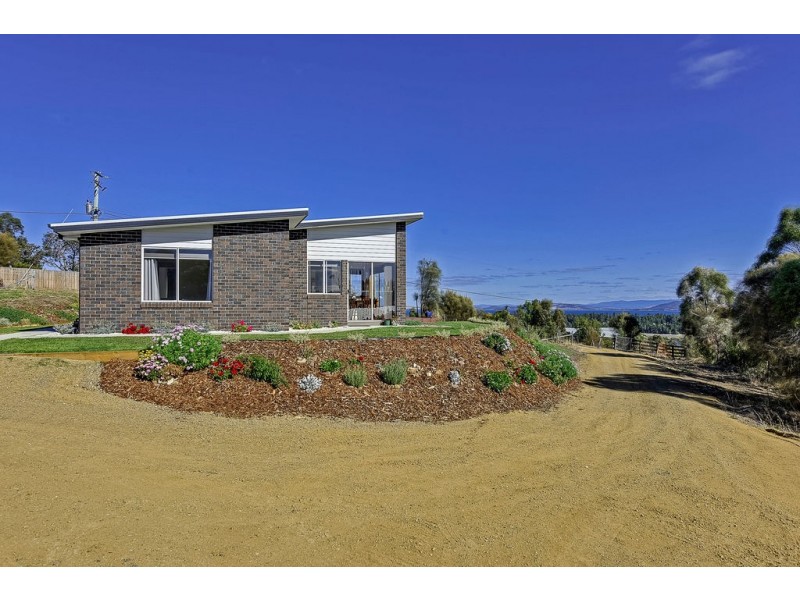 12 Boathouse Rise, Lewisham TAS 7173