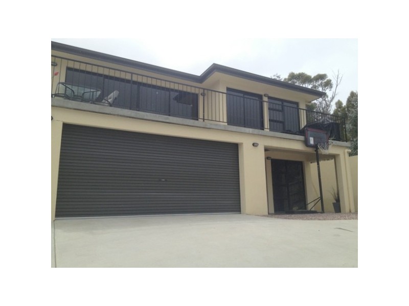 2/636 Oceana Drive, Tranmere TAS 7018