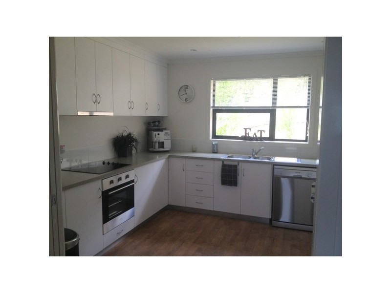 2/636 Oceana Drive, Tranmere TAS 7018