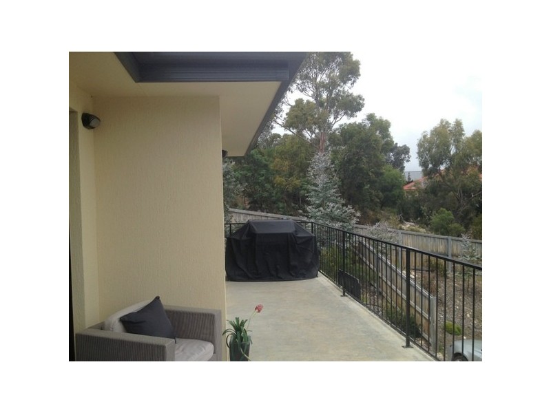 2/636 Oceana Drive, Tranmere TAS 7018