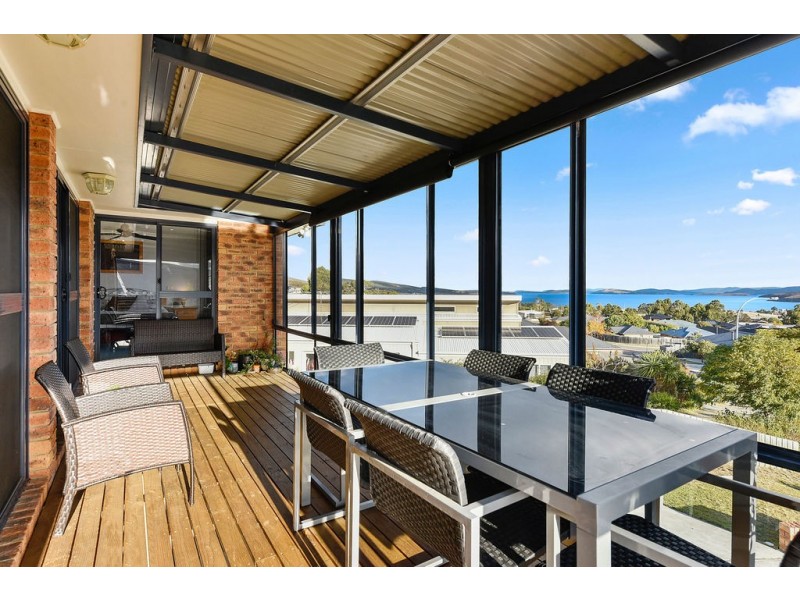 10 Erica Place, Oakdowns TAS 7019