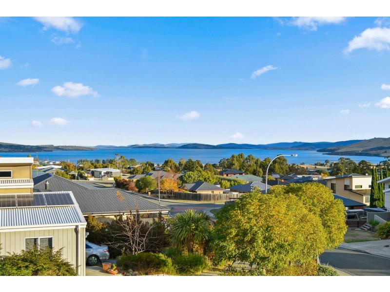 10 Erica Place, Oakdowns TAS 7019