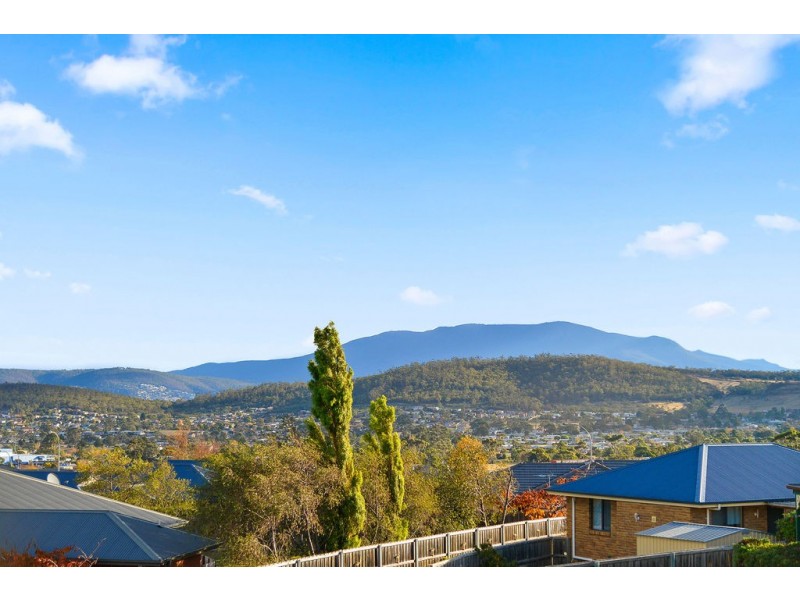 10 Erica Place, Oakdowns TAS 7019