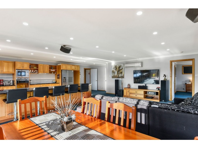 10 Erica Place, Oakdowns TAS 7019