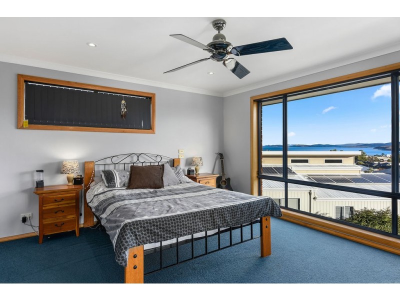 10 Erica Place, Oakdowns TAS 7019