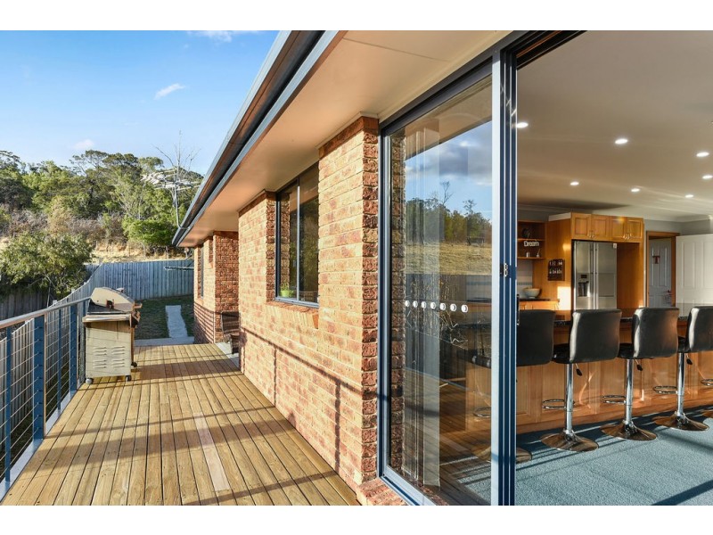 10 Erica Place, Oakdowns TAS 7019