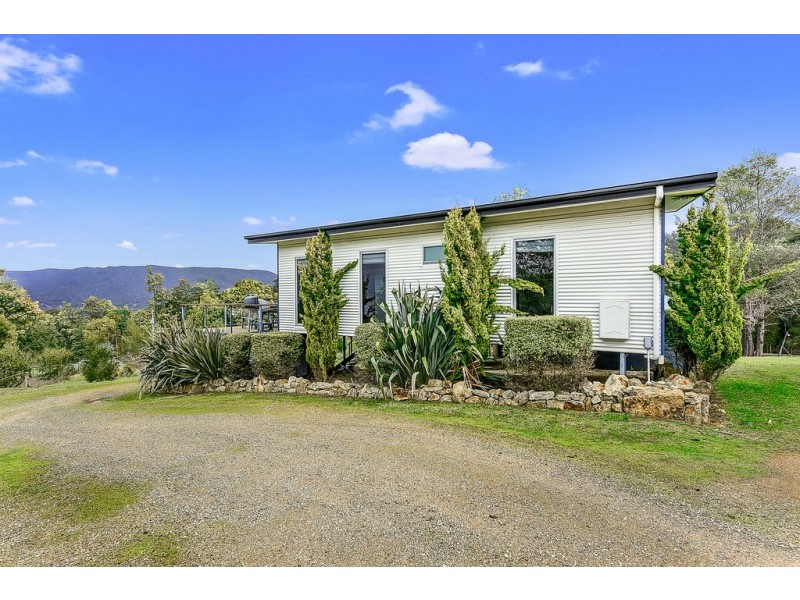165 Pirates Bay Drive, Eaglehawk Neck TAS 7179