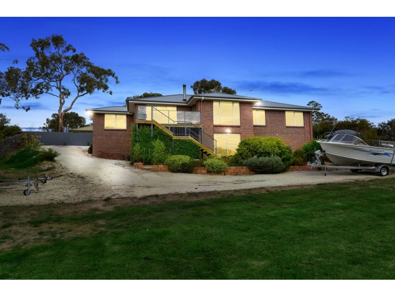 11 Hilltop Place, Dodges Ferry TAS 7173