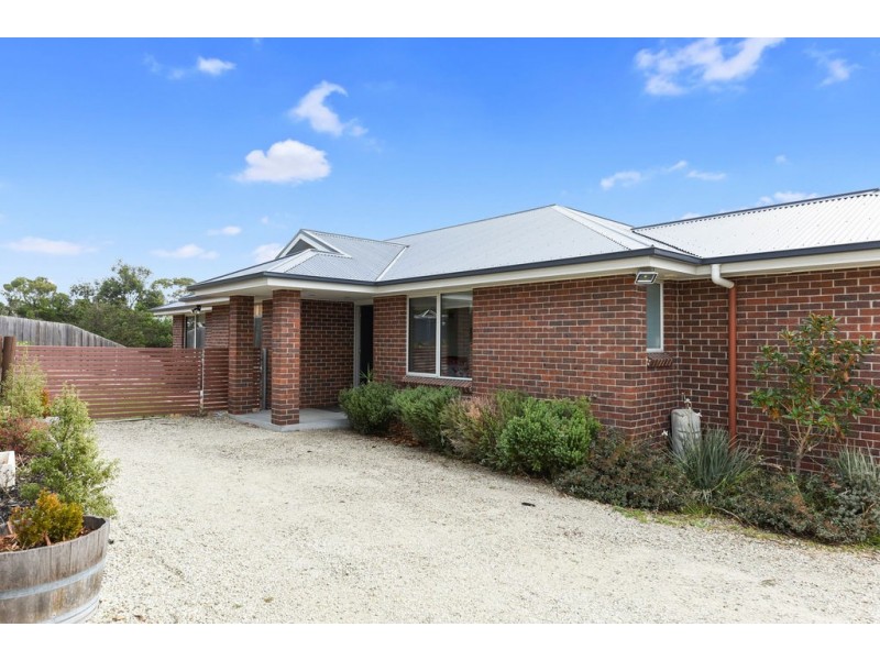 11 Hilltop Place, Dodges Ferry TAS 7173