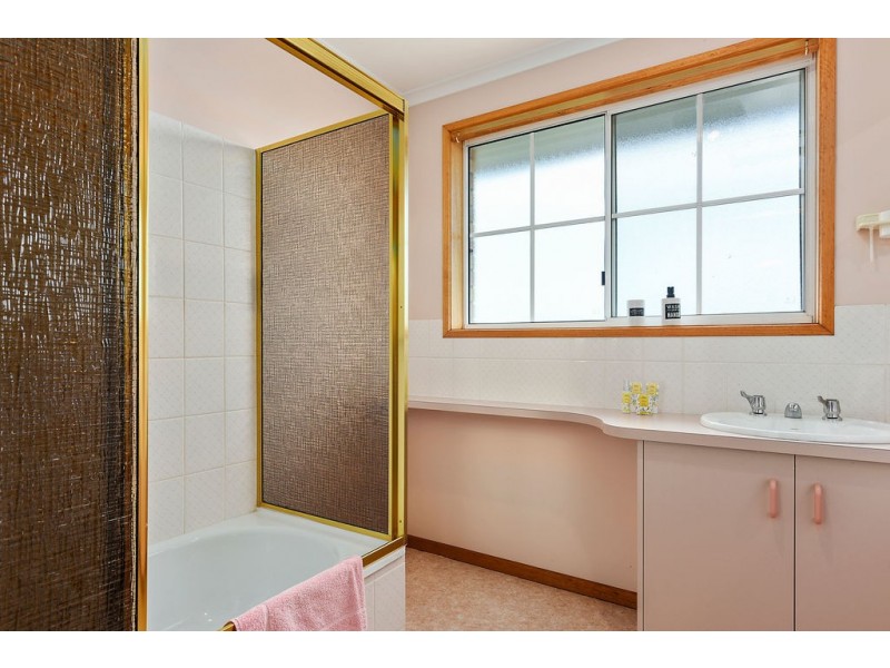 6 Devenish Drive, Sorell TAS 7172