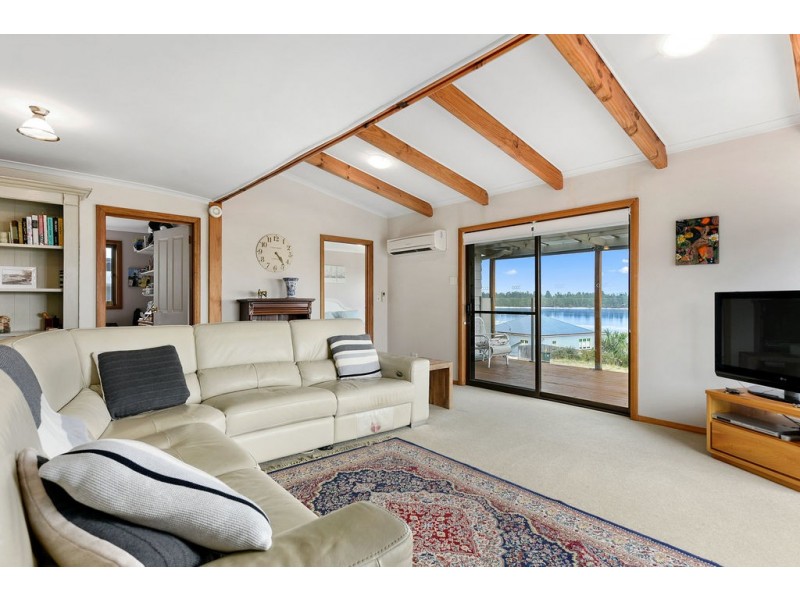 82 Lewisham Scenic Drive, Lewisham TAS 7173
