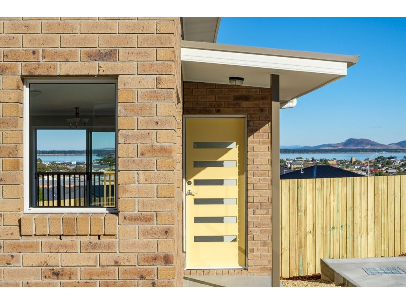 Units 1and2, 17 Horizon Drive, Sorell TAS 7172