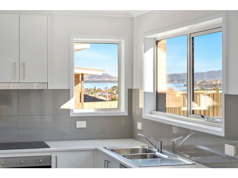 Units 1and2, 17 Horizon Drive, Sorell TAS 7172
