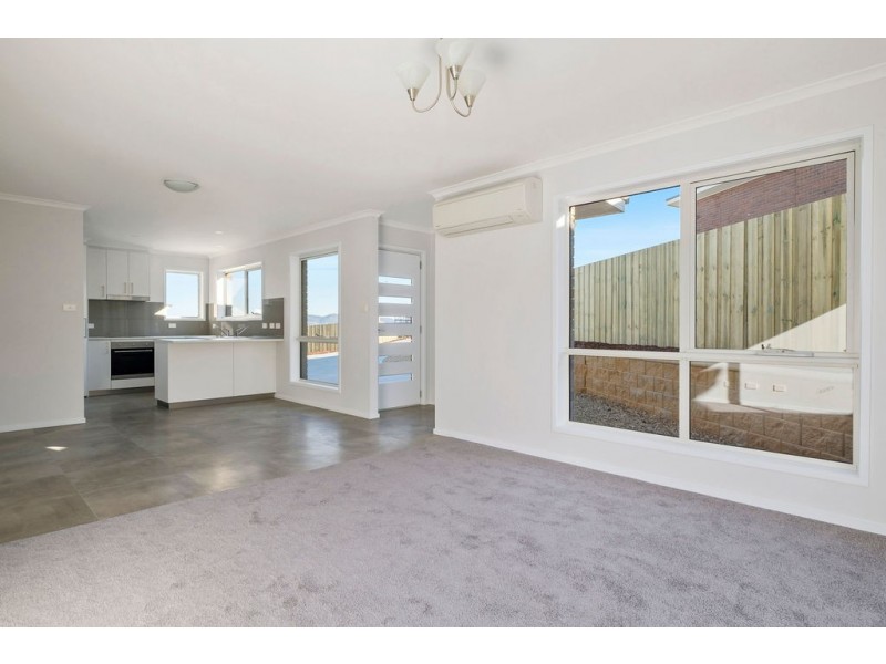Units 1and2, 17 Horizon Drive, Sorell TAS 7172