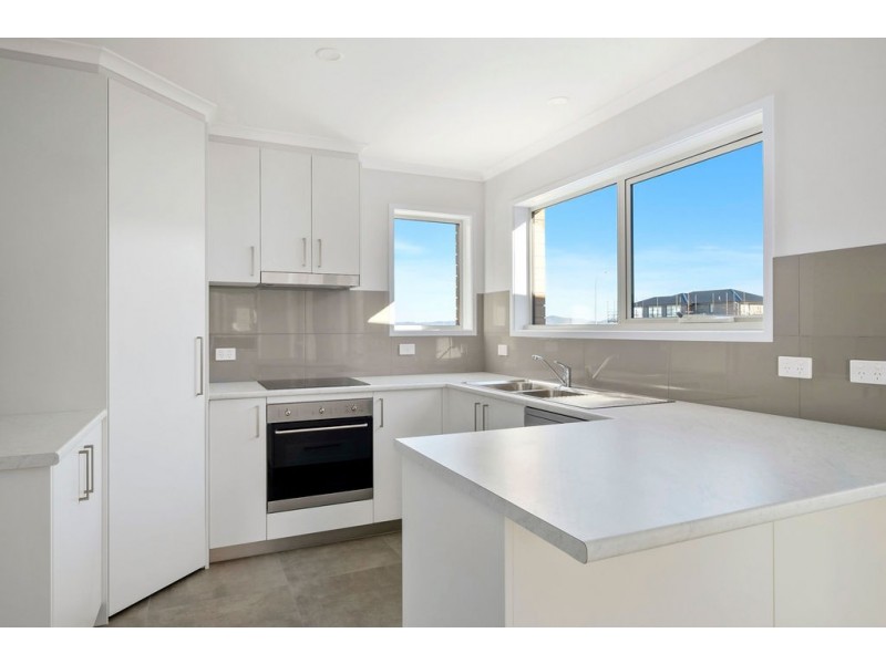 Units 1and2, 17 Horizon Drive, Sorell TAS 7172