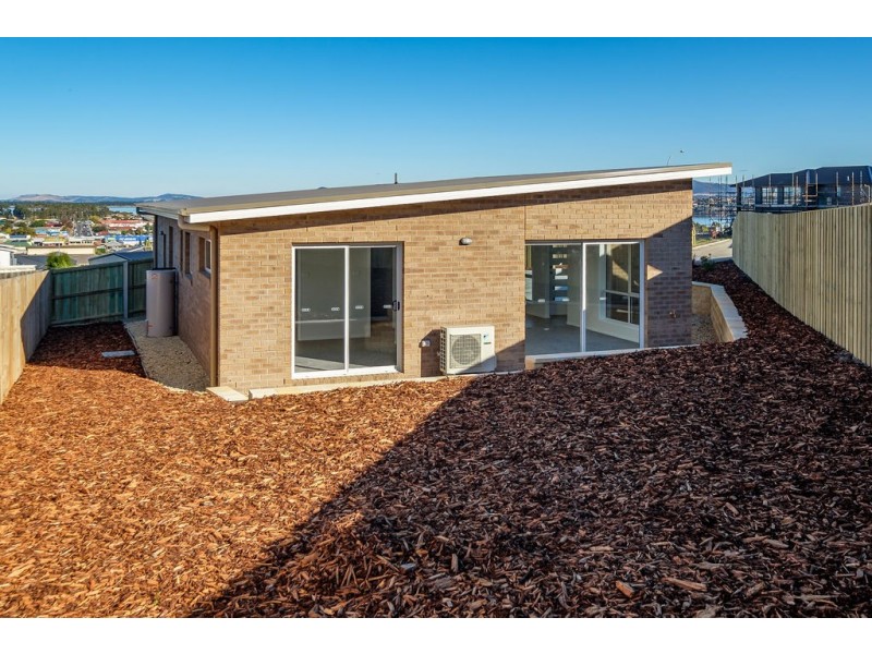 Units 1and2, 17 Horizon Drive, Sorell TAS 7172