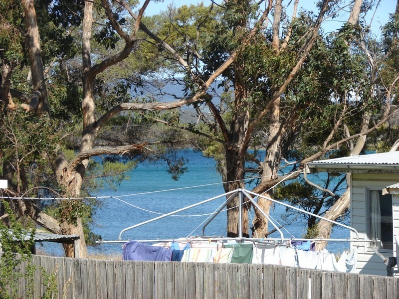 6 Cliffords road, Saltwater River TAS 7186