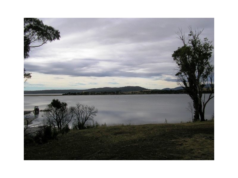 86 Bay Road, Boomer Bay TAS 7177