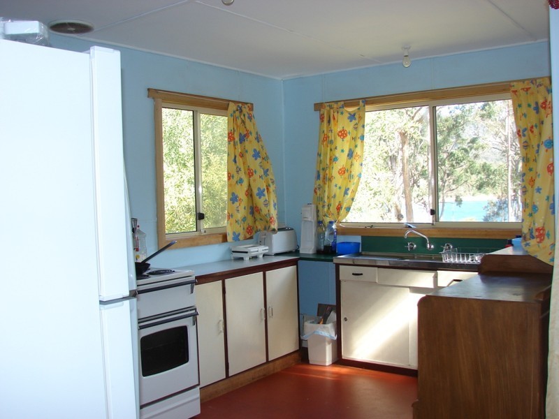 221 Old Jetty rd, Eaglehawk Neck TAS 7179