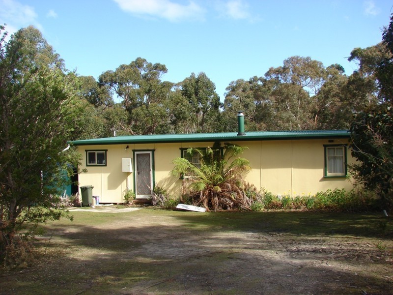 221 Old Jetty rd, Eaglehawk Neck TAS 7179